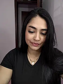 Charlotte cutee18 online show from 10.20.25
