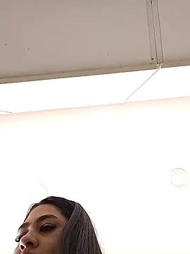 Snapshot of Charlotte_cutee18 chatting on 10.30.25 Charlotte cutee18 online show from 10.30.25