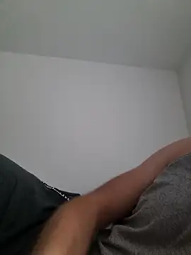 suarez1235 online show from 11.17.25