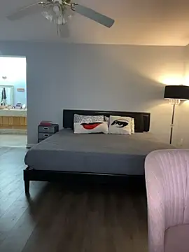 DestineeJayde online show from 10.17.25