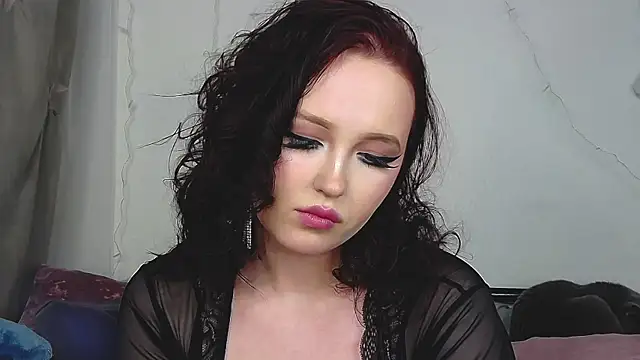 Snapshot of IrinaArt chatting on 01.03.25 IrinaArt online show from 01.03.25