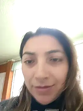 Snapshot of claudia chatting on 01.29.25 claudia online show from 01.29.25