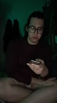 Snapshot of Daisy_150 chatting on 10.04.25 Daisy 150 online show from 10.04.25