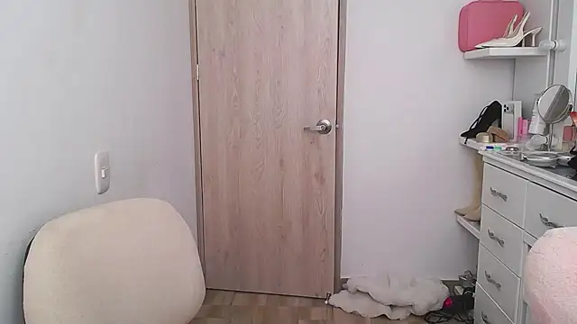 Barbie girl 69 online show from 06.19.26