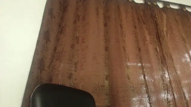 Snapshot of Alejagrantx chatting on 02.08.25 Alejagrantx online show from 02.08.25