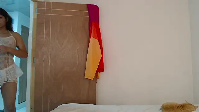 Moon Foxxy online show from 06.24.26