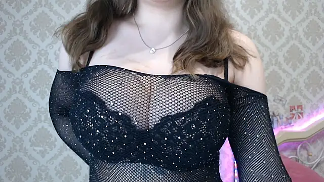 Snapshot of mikakinamo chatting on 02.09.25 mikakinamo online show from 02.09.25