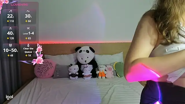 Snapshot of mikakinamo chatting on 10.07.25 mikakinamo online show from 10.07.25