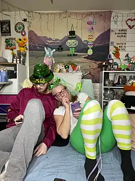 TrenaAnne online show from 03.17.26