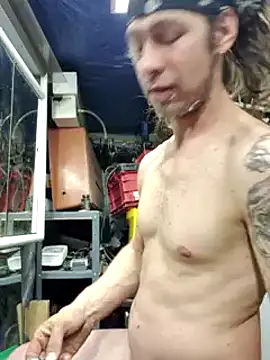 Snapshot of cdressupdiva chatting on 02.24.25 cdressupdiva online show from 02.24.25