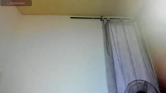 xia ebonyts online show from 06.04.26