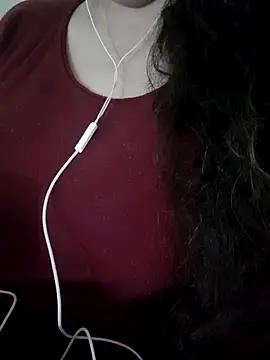 Snapshot of Zanoba-16 chatting on 02.19.25 Zanoba-16 online show from 02.19.25