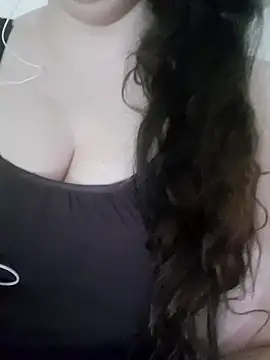 Snapshot of Zanoba-16 chatting on 02.25.25 Zanoba-16 online show from 02.25.25