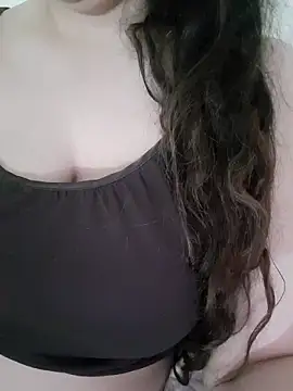 Snapshot of Zanoba-16 chatting on 03.02.25 Zanoba-16 online show from 03.02.25