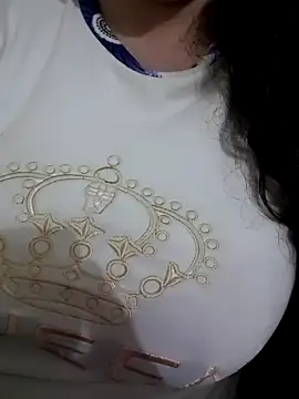 Snapshot of Zanoba-16 chatting on 03.09.25 Zanoba-16 online show from 03.09.25