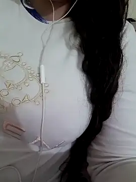 Snapshot of Zanoba-16 chatting on 03.10.25 Zanoba-16 online show from 03.10.25