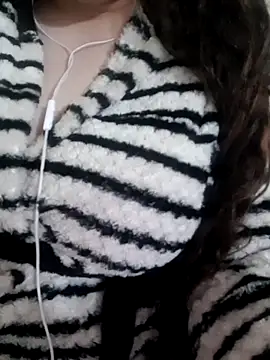 Snapshot of Zanoba-16 chatting on 03.15.25 Zanoba-16 online show from 03.15.25