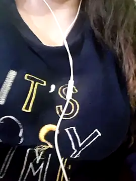 Snapshot of Zanoba-16 chatting on 03.16.25 Zanoba-16 online show from 03.16.25