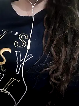 Snapshot of Zanoba-16 chatting on 03.23.25 Zanoba-16 online show from 03.23.25