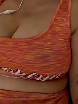 Snapshot of Zanoba-16 chatting on 09.19.25 Zanoba-16 online show from 09.19.25