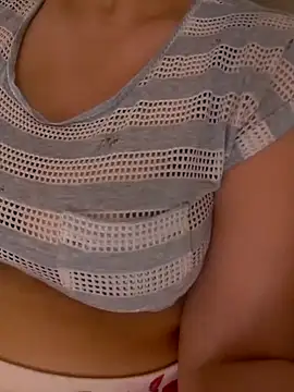 Snapshot of Zanoba-16 chatting on 10.10.25 Zanoba-16 online show from 10.10.25