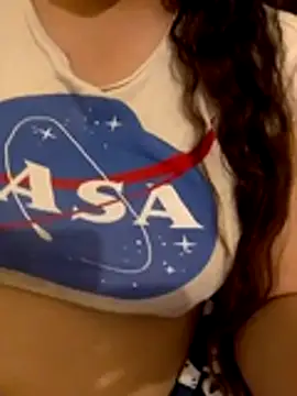 Snapshot of Zanoba-16 chatting on 11.14.25 Zanoba-16 online show from 11.14.25