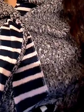 Snapshot of Zanoba-16 chatting on 12.16.25 Zanoba-16 online show from 12.16.25