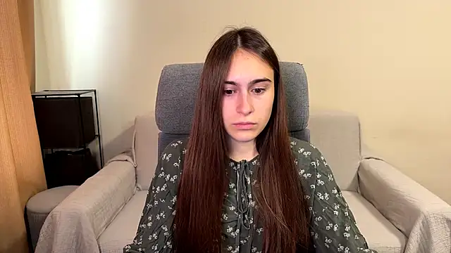 AliceKolltt online show from 10.14.25