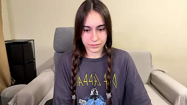 AliceKolltt online show from 02.13.26