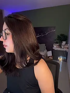 EmaSaenz online show from 06.20.26