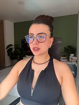 EmaSaenz online show from 07.30.26