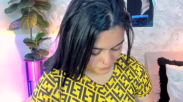 alina stark online show from 10.18.25