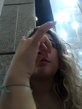 Sara smiiith211 online show from 02.12.25