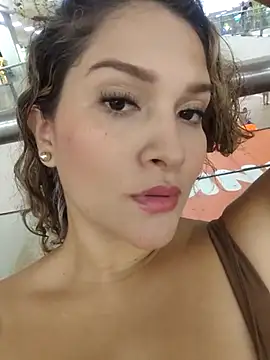 Sara smiiith211 online show from 03.04.25