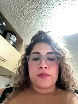Sara smiiith211 online show from 04.23.26