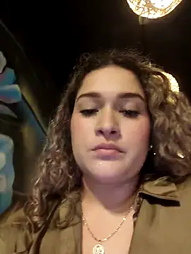 Sara smiiith211 online show from 04.28.26