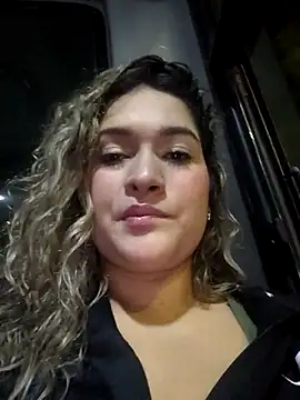 Sara smiiith211 online show from 04.29.26