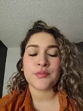 Sara smiiith211 online show from 05.03.26