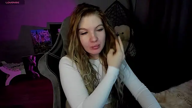 lily williamss online show from 01.24.25