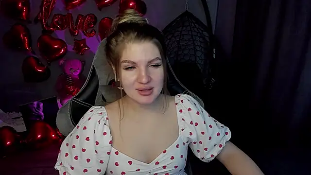 lily williamss online show from 02.14.25