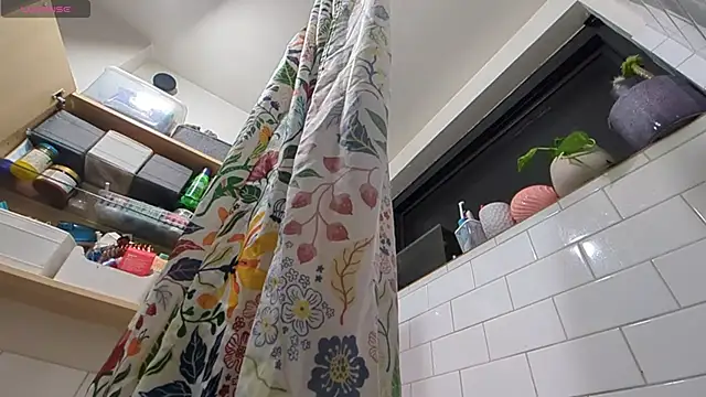 Snapshot of bukkakebae1 chatting on 02.25.25 bukkakebae1 online show from 02.25.25