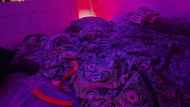 Snapshot of bukkakebae1 chatting on 10.31.25 bukkakebae1 online show from 10.31.25