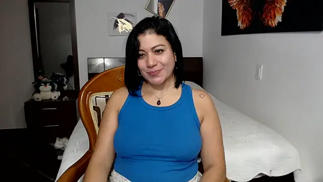 EmilyPeytonn online show from 02.24.25