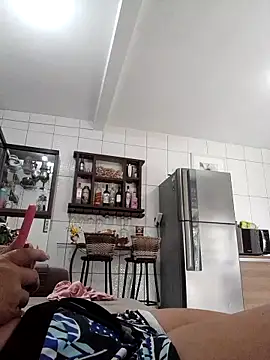 Snapshot of marcialoira chatting on 02.18.25 marcialoira online show from 02.18.25