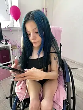 MiniSophiaa online show from 03.17.26