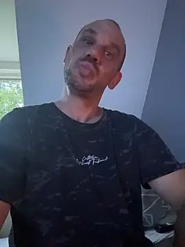 Bennyben8604 online show from 06.17.26