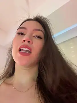 Amelia Rouse online show from 04.21.26