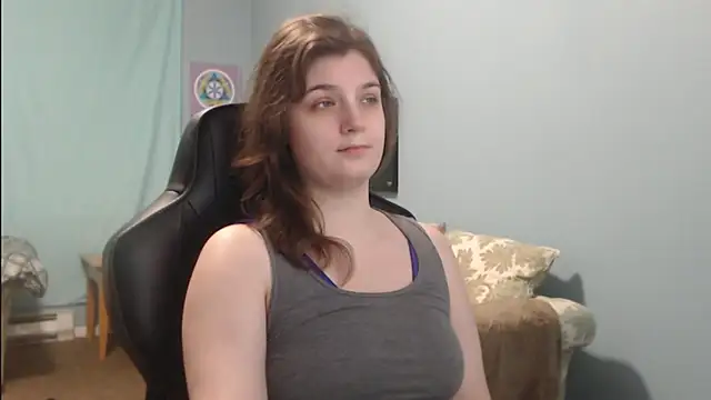 Snapshot of TreeJeanne chatting on 01.30.25 TreeJeanne online show from 01.30.25