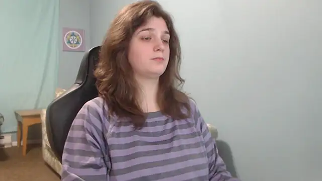 Snapshot of TreeJeanne chatting on 02.21.25 TreeJeanne online show from 02.21.25