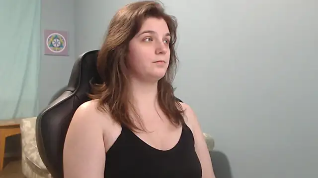 Snapshot of TreeJeanne chatting on 02.25.25 TreeJeanne online show from 02.25.25